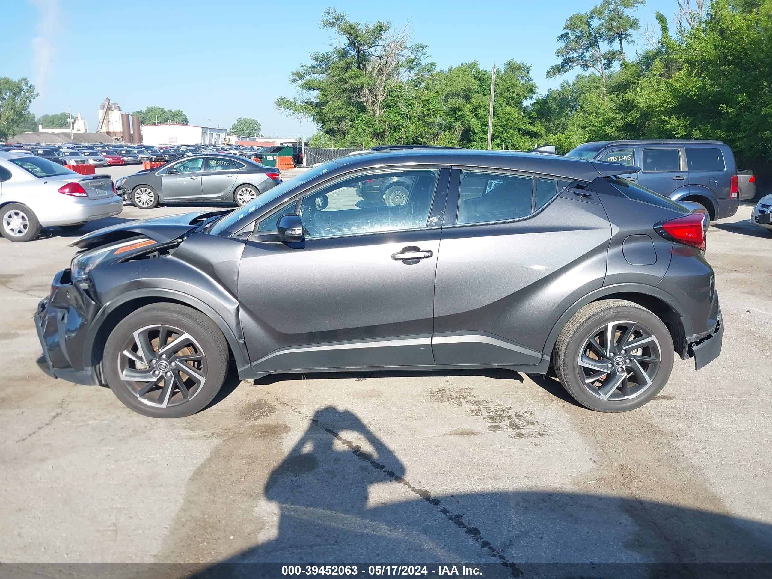 Photo 13 VIN: NMTKHMBX6MR139652 - TOYOTA C-HR 