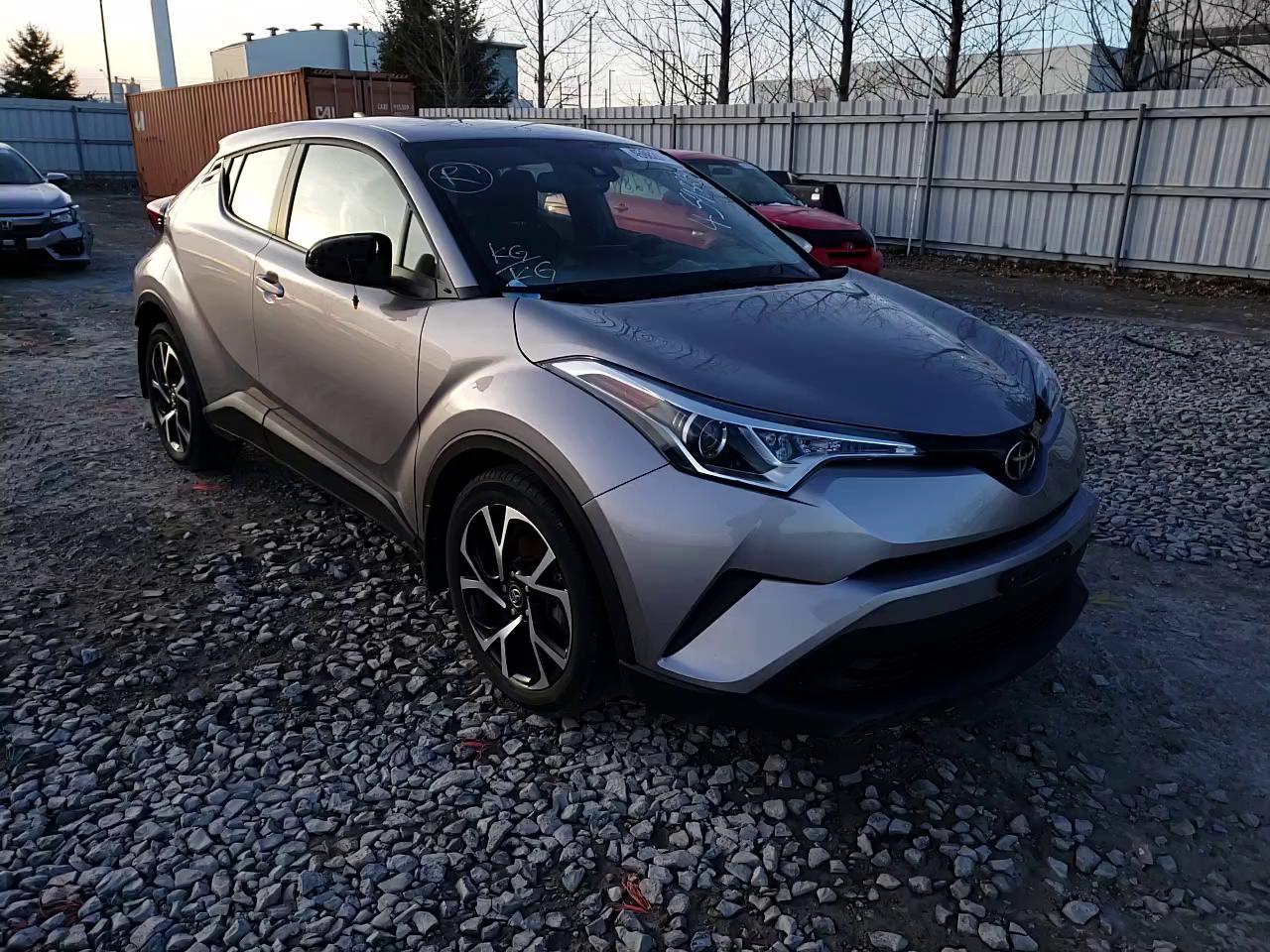 Photo 10 VIN: NMTKHMBX7JR019256 - TOYOTA C-HR XLE 