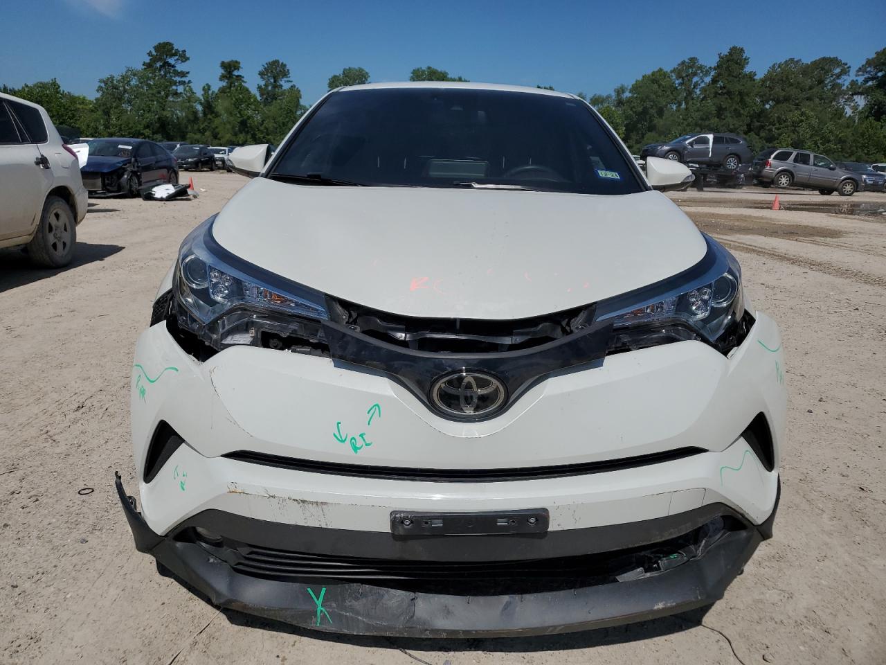 Photo 4 VIN: NMTKHMBX7KR087316 - TOYOTA C-HR 