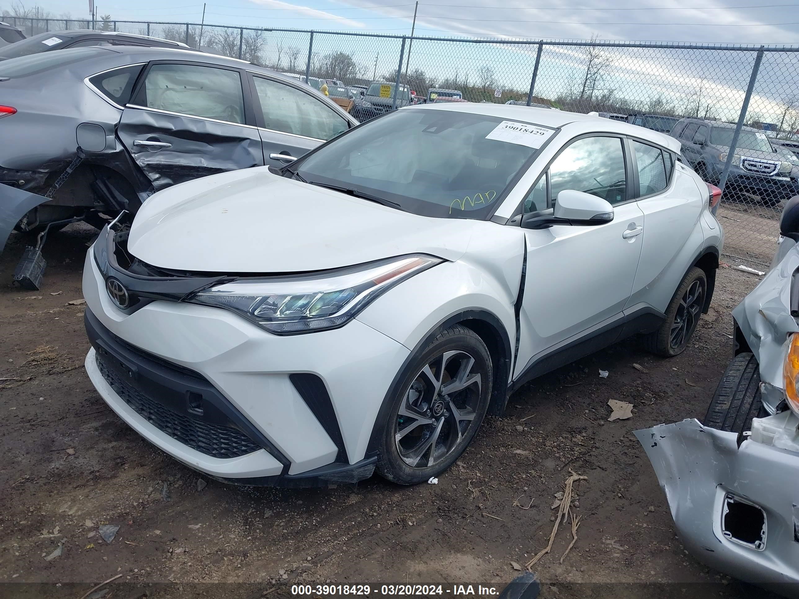 Photo 1 VIN: NMTKHMBX7LR116301 - TOYOTA C-HR 