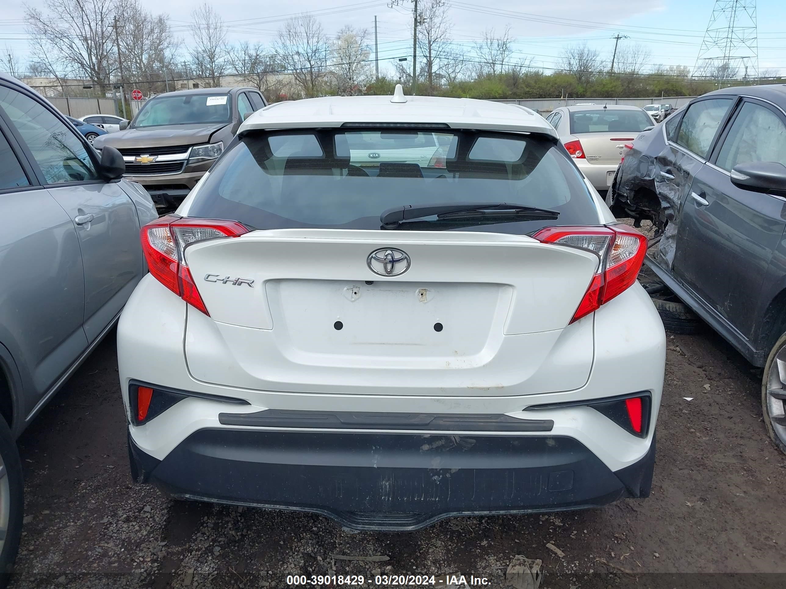 Photo 15 VIN: NMTKHMBX7LR116301 - TOYOTA C-HR 