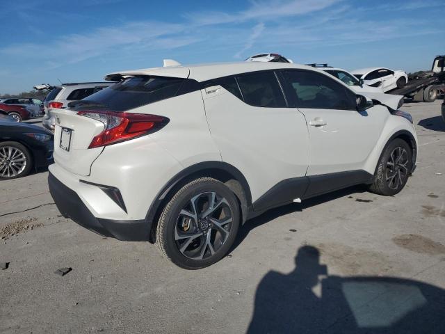 Photo 2 VIN: NMTKHMBX7MR129471 - TOYOTA C-HR XLE 