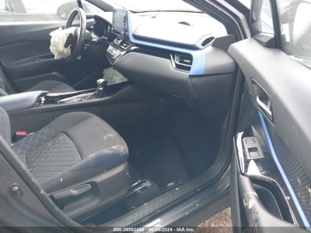 Photo 4 VIN: NMTKHMBX7MR139451 - TOYOTA C-HR 