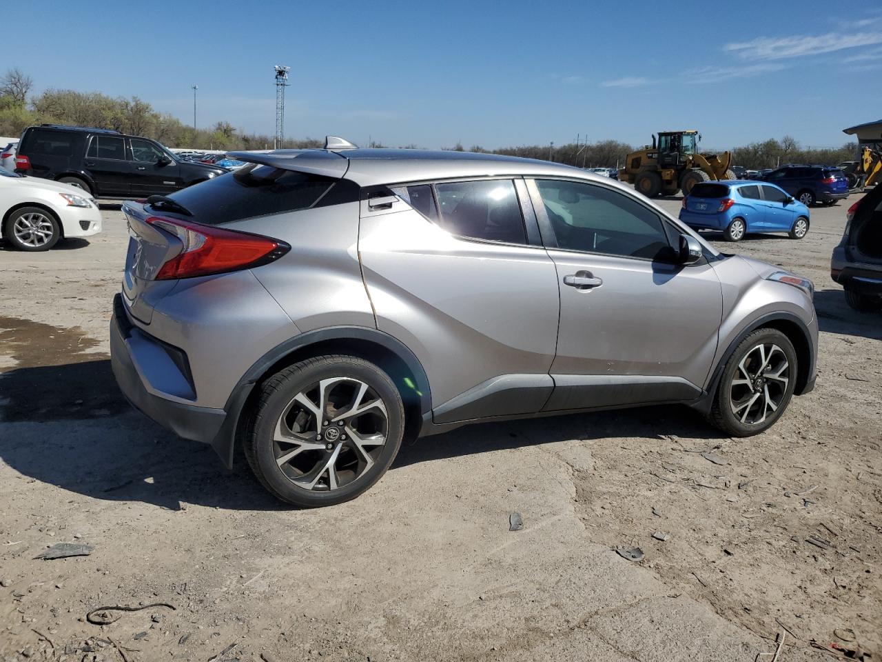 Photo 2 VIN: NMTKHMBX8JR045820 - TOYOTA C-HR 