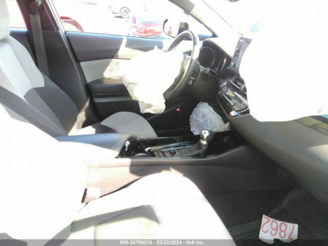 Photo 4 VIN: NMTKHMBX8KR085137 - TOYOTA C-HR 