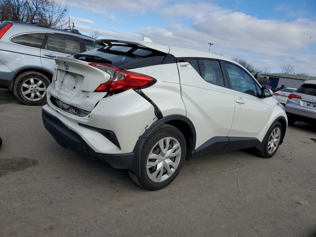 Photo 2 VIN: NMTKHMBX8LR107171 - TOYOTA C-HR 