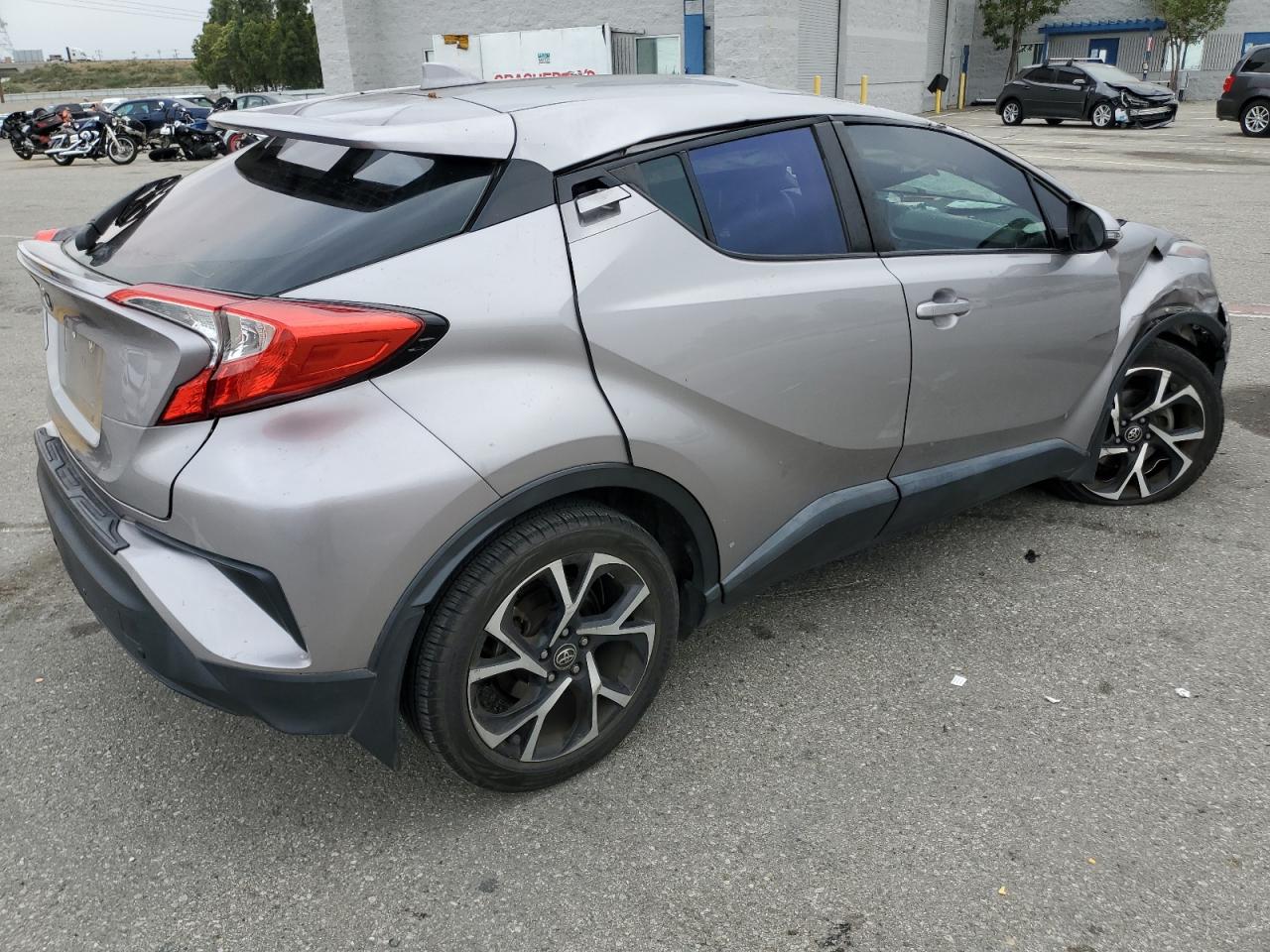 Photo 2 VIN: NMTKHMBX9JR007478 - TOYOTA C-HR 