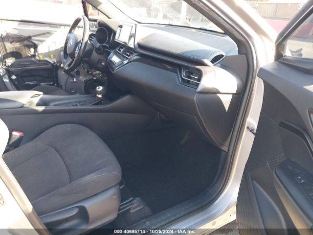 Photo 4 VIN: NMTKHMBX9JR046362 - TOYOTA C-HR 