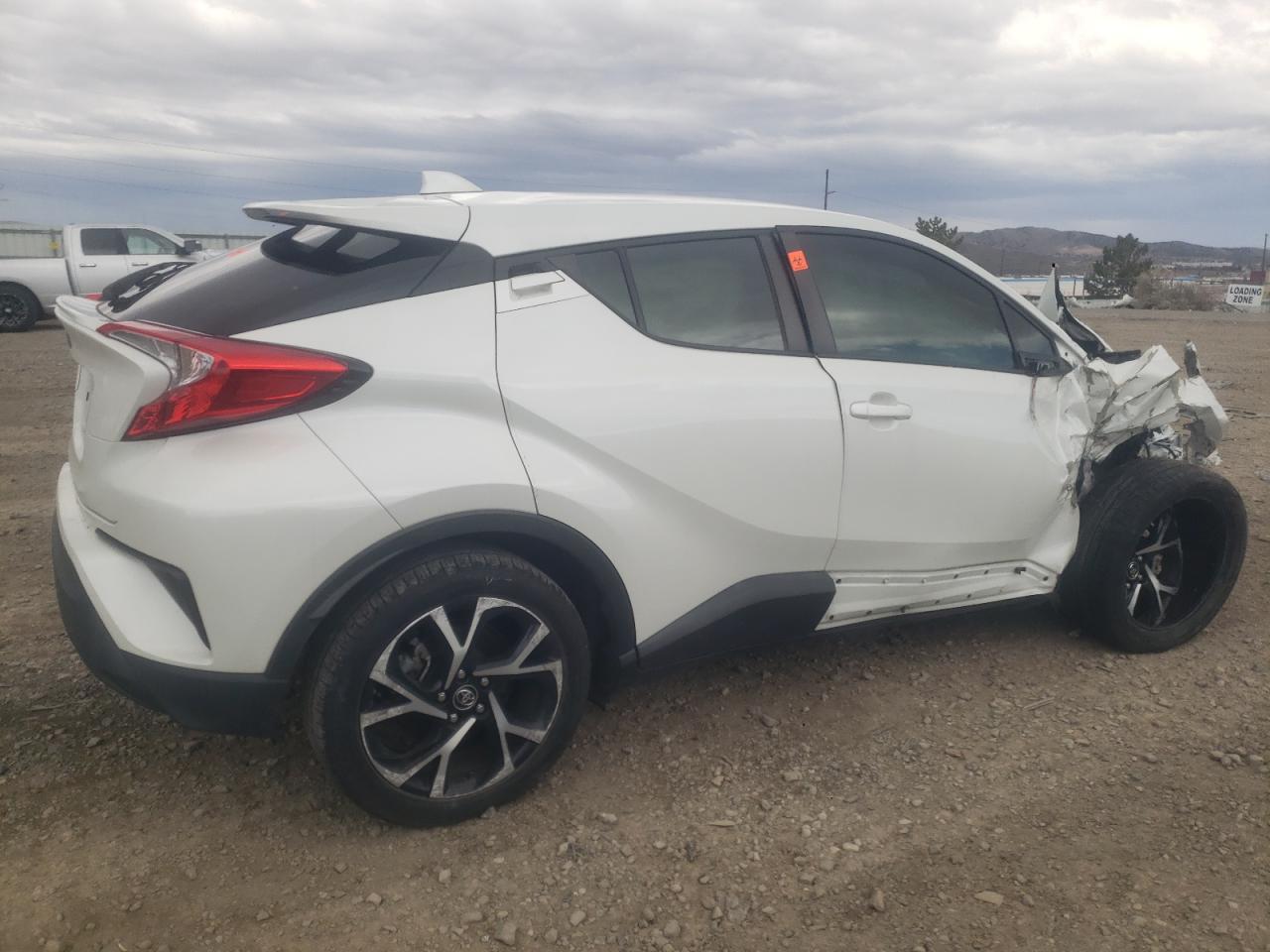 Photo 2 VIN: NMTKHMBX9KR079654 - TOYOTA C-HR 