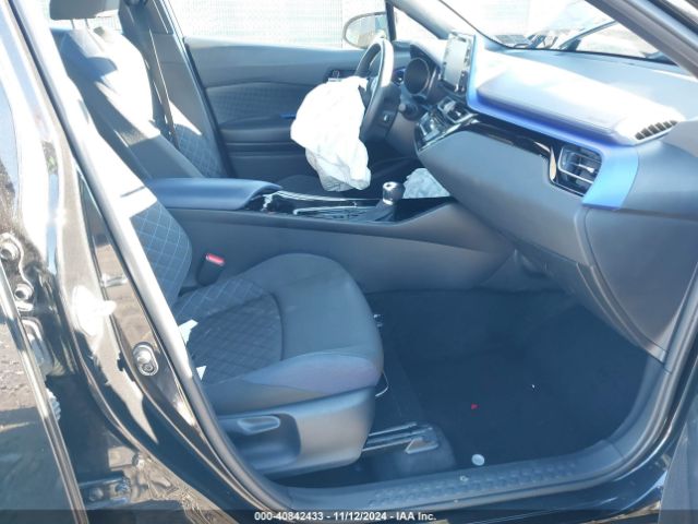 Photo 4 VIN: NMTKHMBX9LR104117 - TOYOTA C-HR 