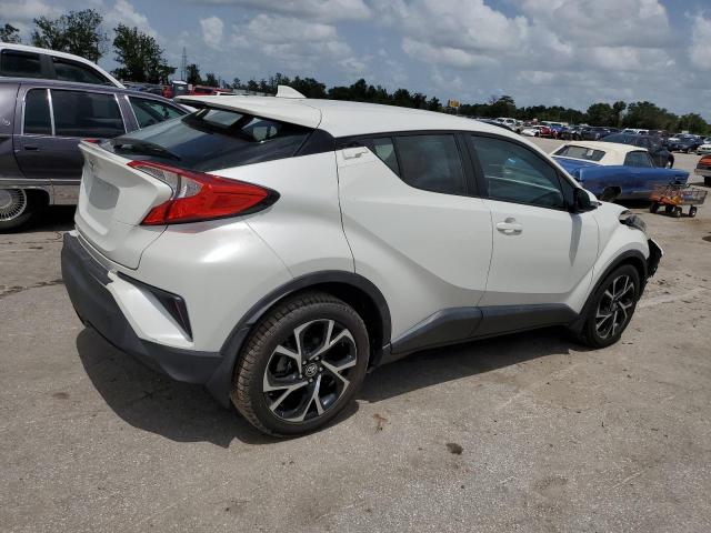 Photo 2 VIN: NMTKHMBXXJR012642 - TOYOTA C-HR XLE 