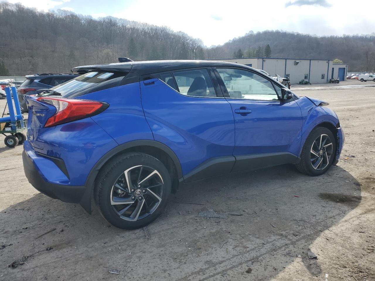 Photo 2 VIN: NMTKHMBXXMR134759 - TOYOTA C-HR 