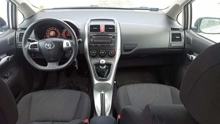 Photo 9 VIN: NMTKT58E20R042730 - TOYOTA AURIS HATCHBACK 