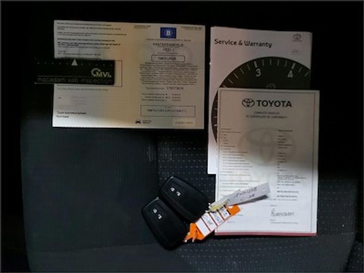 Photo 12 VIN: NMTKZ3BX20R330258 - TOYOTA C-HR 