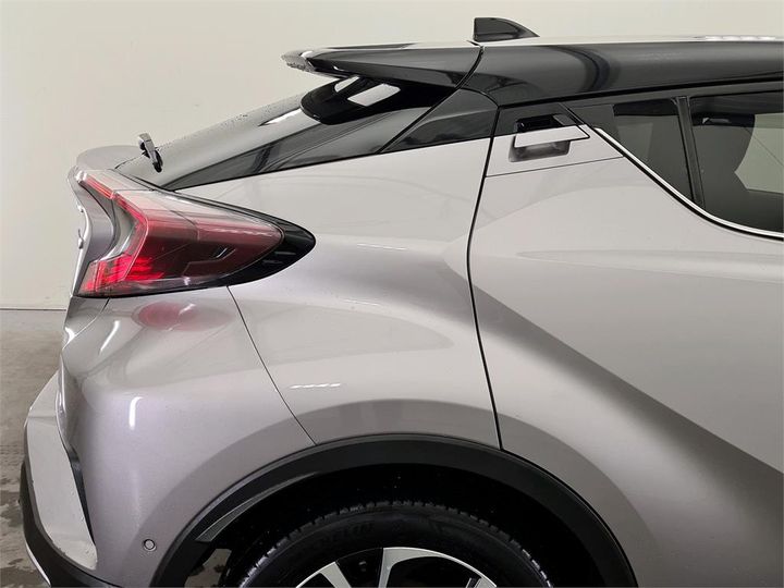 Photo 11 VIN: NMTKZ3BX30R084840 - TOYOTA C-HR 