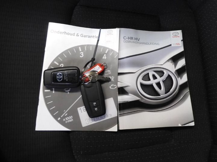 Photo 10 VIN: NMTKZ3BX30R117822 - TOYOTA C-HR 