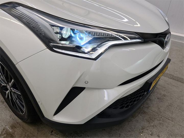 Photo 32 VIN: NMTKZ3BX40R084393 - TOYOTA C-HR 