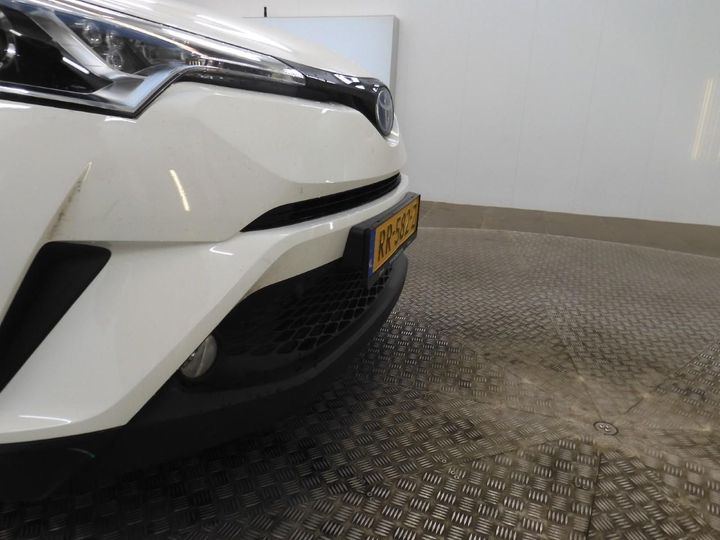 Photo 27 VIN: NMTKZ3BX50R117904 - TOYOTA C-HR 