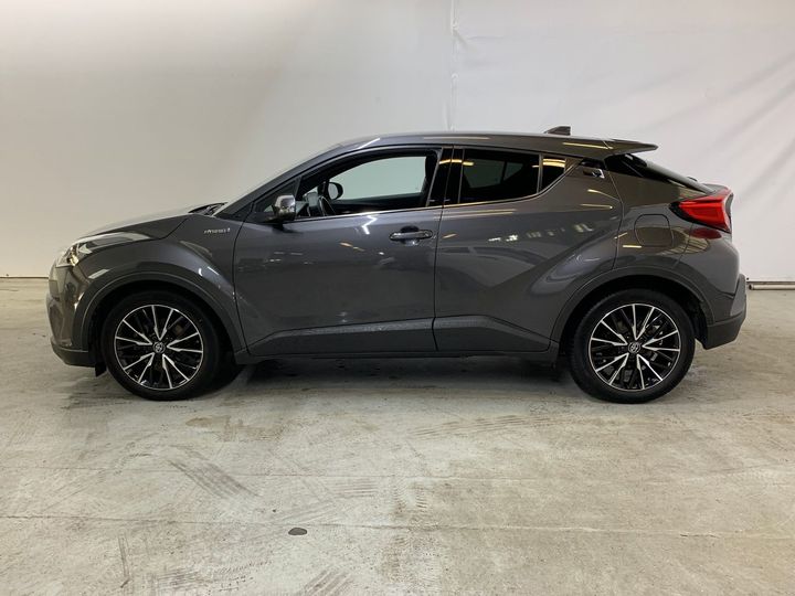 Photo 9 VIN: NMTKZ3BX60R117636 - TOYOTA C-HR 