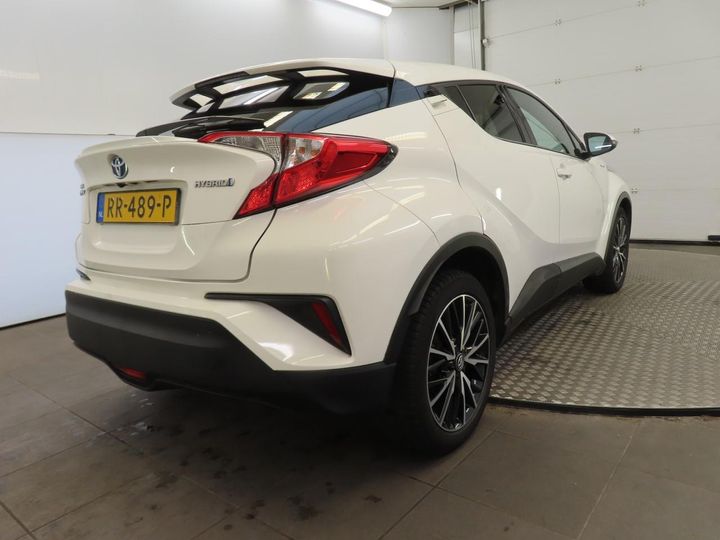 Photo 1 VIN: NMTKZ3BX80R117718 - TOYOTA C-HR 1.8 HYBRID DYNAMIC AUTOMAAT 5D 