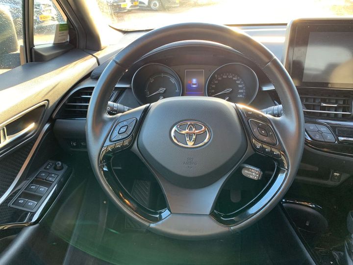 Photo 10 VIN: NMTKZ3BX80R180060 - TOYOTA C-HR 