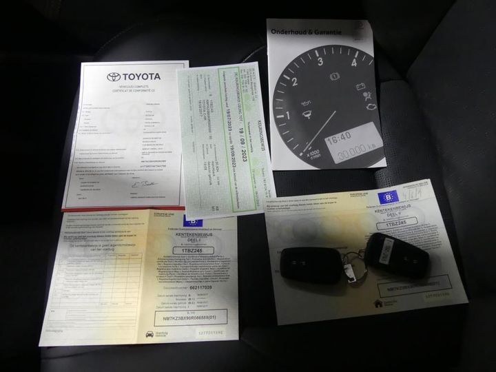 Photo 10 VIN: NMTKZ3BX90R086589 - TOYOTA C-HR 