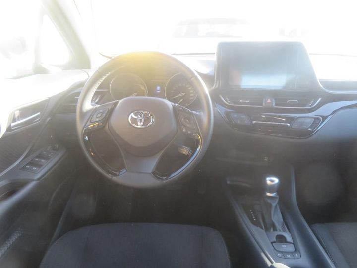 Photo 6 VIN: NMTKZ3BXX0R292827 - TOYOTA C-HR 