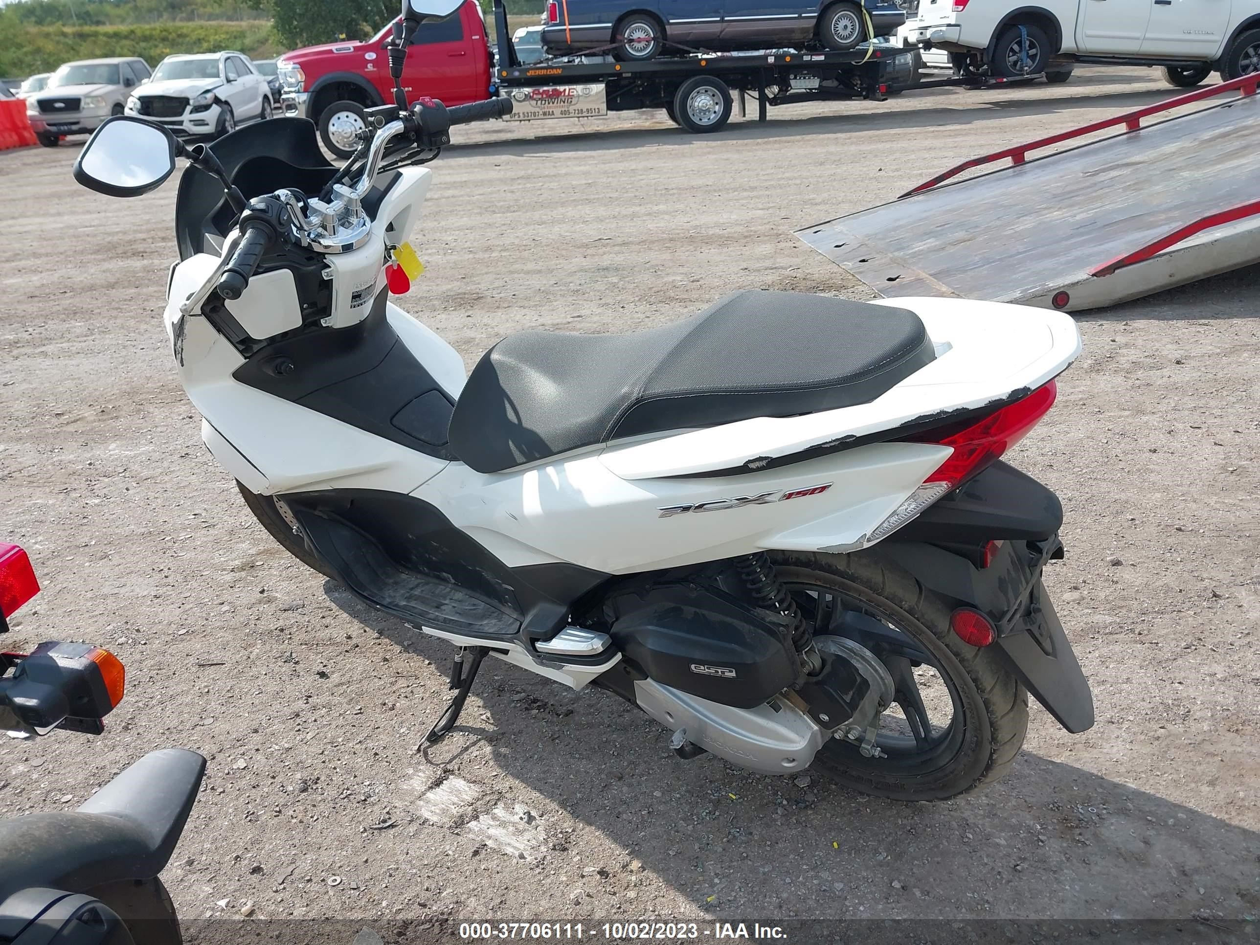 Photo 2 VIN: RLHKF1803FY002577 - HONDA NULL 