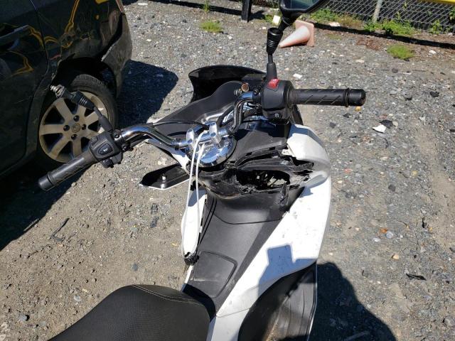 Photo 4 VIN: RLHKF1807HY200646 - HONDA PCX 150 