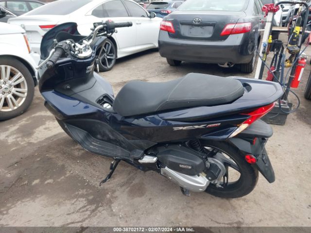 Photo 2 VIN: RLHKF1808JY301183 - HONDA PCX 