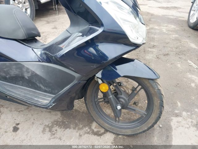 Photo 4 VIN: RLHKF1808JY301183 - HONDA PCX 