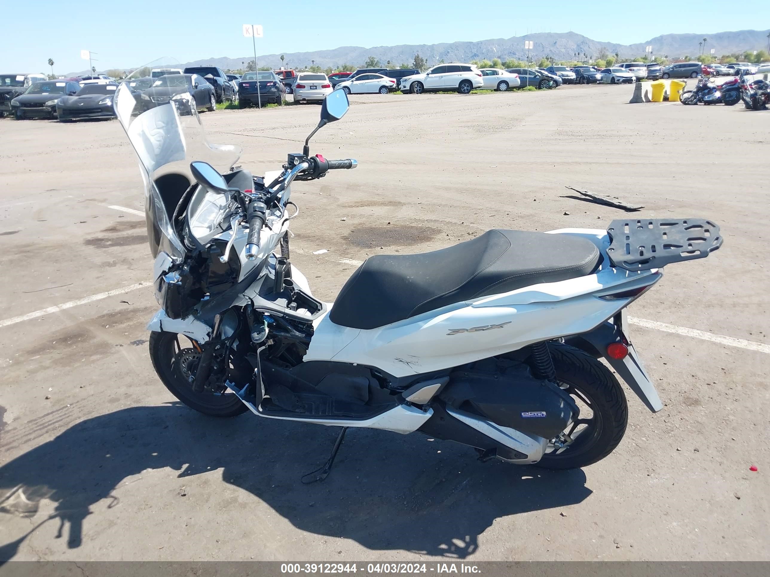 Photo 12 VIN: RLHKF4718NY100918 - HONDA NULL 