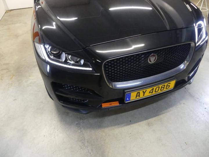 Photo 18 VIN: SADCA2BK4HA077730 - JAGUAR F-PACE 