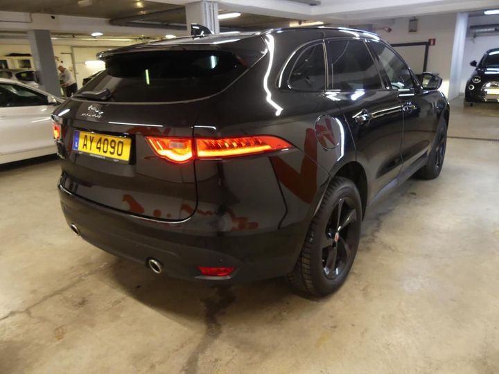 Photo 2 VIN: SADCA2BK8HA072899 - JAGUAR F-PACE 