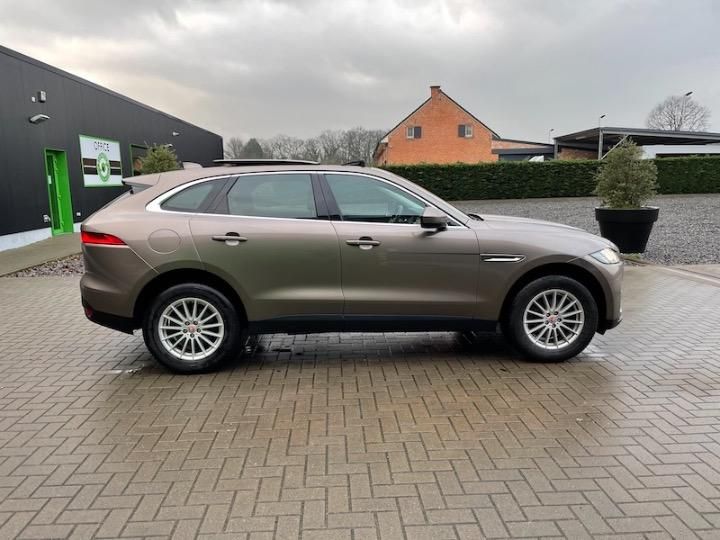 Photo 5 VIN: SADCA2BN1HA063942 - JAGUAR F-PACE SUV 