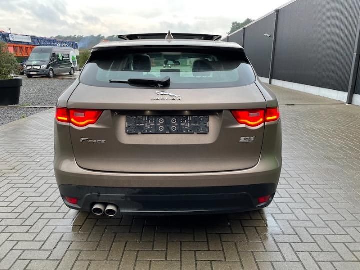 Photo 7 VIN: SADCA2BN1HA063942 - JAGUAR F-PACE SUV 