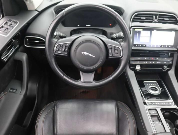 Photo 9 VIN: SADCA2BN1HA887214 - JAGUAR F-PACE 