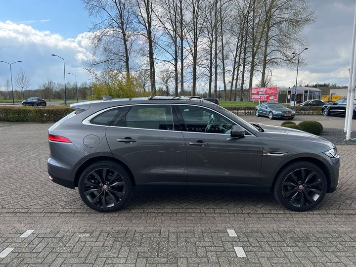 Photo 10 VIN: SADCA2BN2HA049029 - JAGUAR F-PACE 