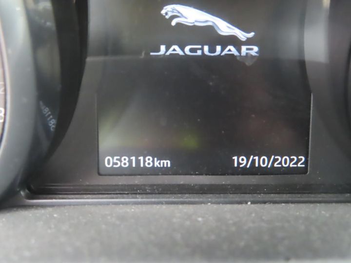 Photo 15 VIN: SADCA2BN2HA885374 - JAGUAR F-PACE 