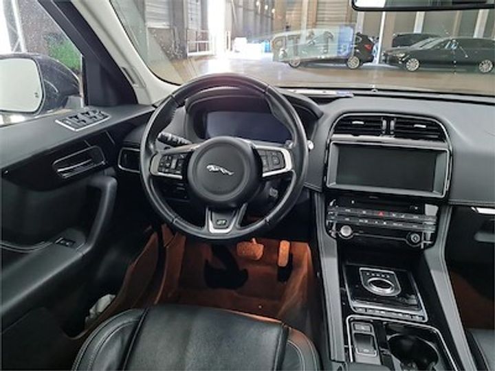 Photo 8 VIN: SADCA2BN3HA896805 - JAGUAR F-PACE DIESEL 