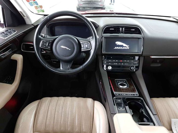 Photo 7 VIN: SADCA2BN4HA492427 - JAGUAR F-PACE 