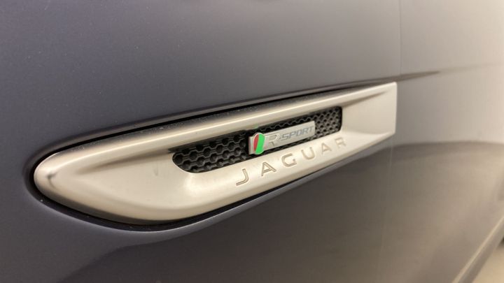 Photo 20 VIN: SADCA2BN5HA887653 - JAGUAR F-PACE 