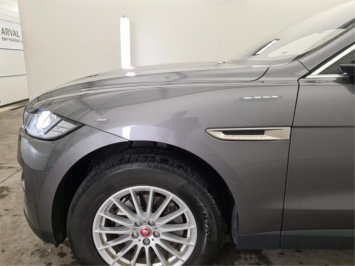 Photo 24 VIN: SADCA2BN6JA256822 - JAGUAR F-PACE 