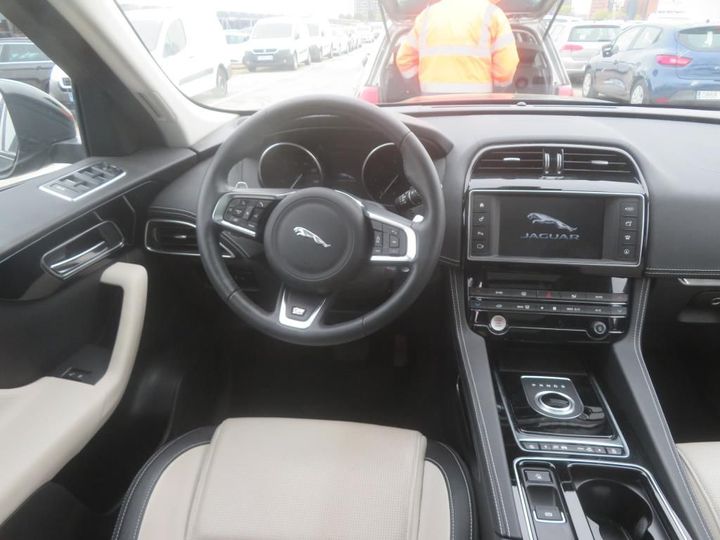 Photo 2 VIN: SADCA2BN6JA289075 - JAGUAR F-PACE 