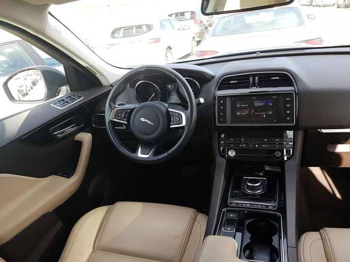 Photo 3 VIN: SADCA2BN7JA350417 - JAGUAR F-PACE 