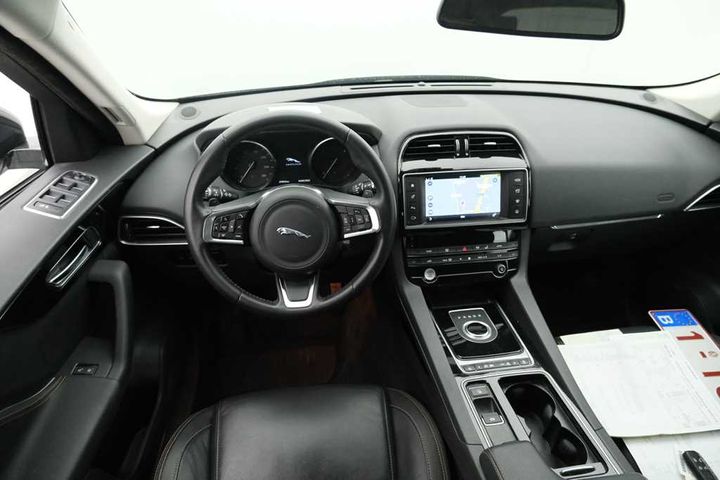 Photo 9 VIN: SADCA2BN8JA268342 - JAGUAR F-PACE 