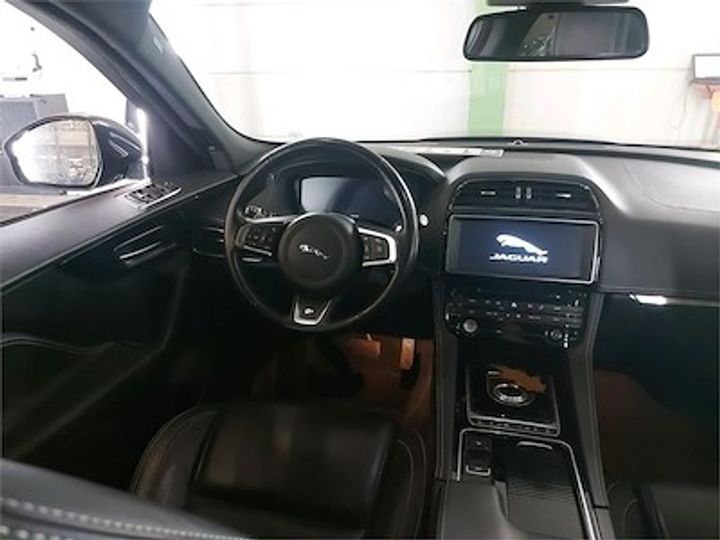 Photo 9 VIN: SADCA2BN8JA274464 - JAGUAR F-PACE DIESEL 