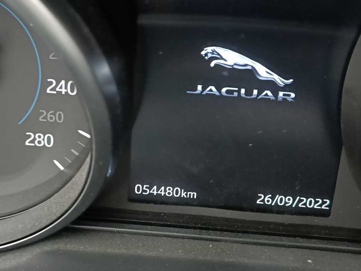 Photo 6 VIN: SADCA2BNXJA238629 - JAGUAR F-PACE 