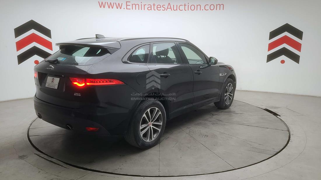 Photo 8 VIN: SADCA2BX8JA291508 - JAGUAR F-PACE 