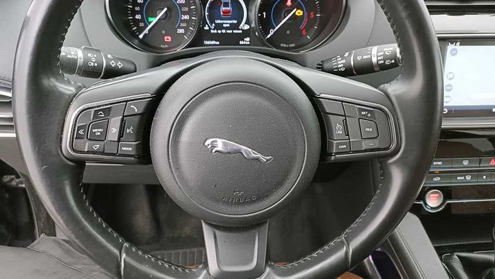 Photo 26 VIN: SADCA2DN4HA085589 - JAGUAR F-PACE 